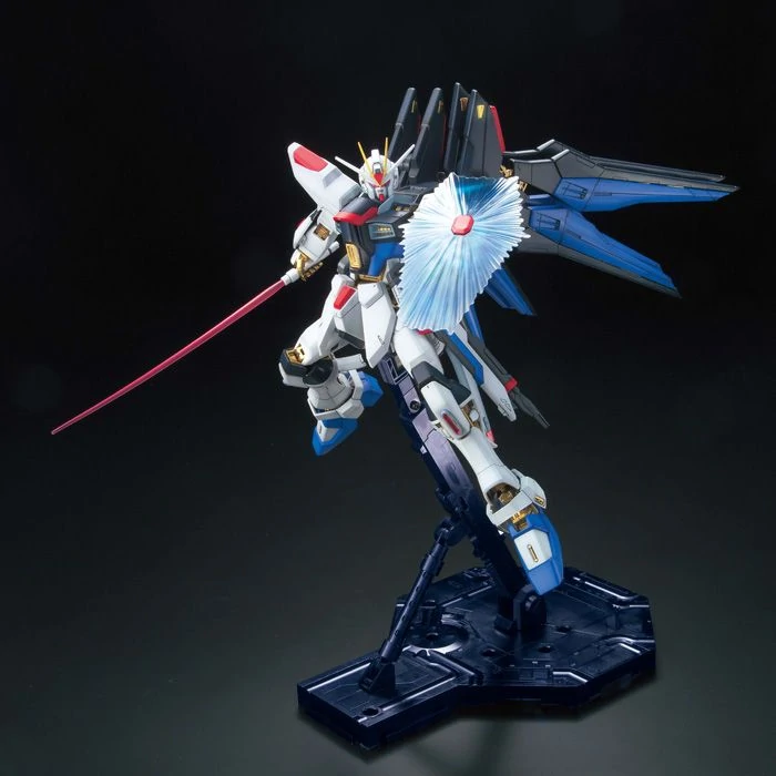 MG Strike Freedom Gundam Full Burst Mode