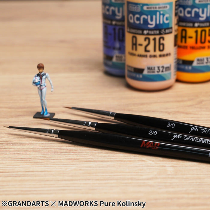 GRANDARTS X MADWORKS Pure Kolinsky Brushes - Set of 5 Sizes: 0, 2/0, 3/0, 5/0, 10/0 (GM-01)