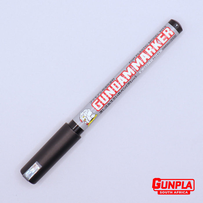 Gundam Marker GM302 Gray Pour Type (For Panel Lining)