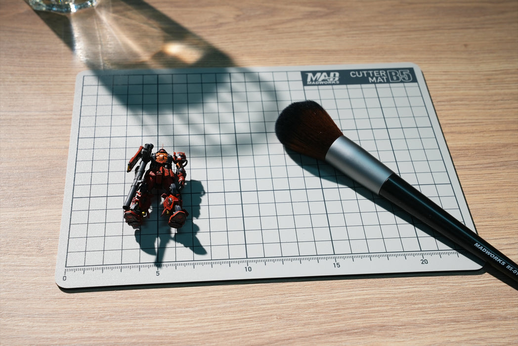 Cutting Mat B5 with Panel Line Scribing Guide (MH-05)