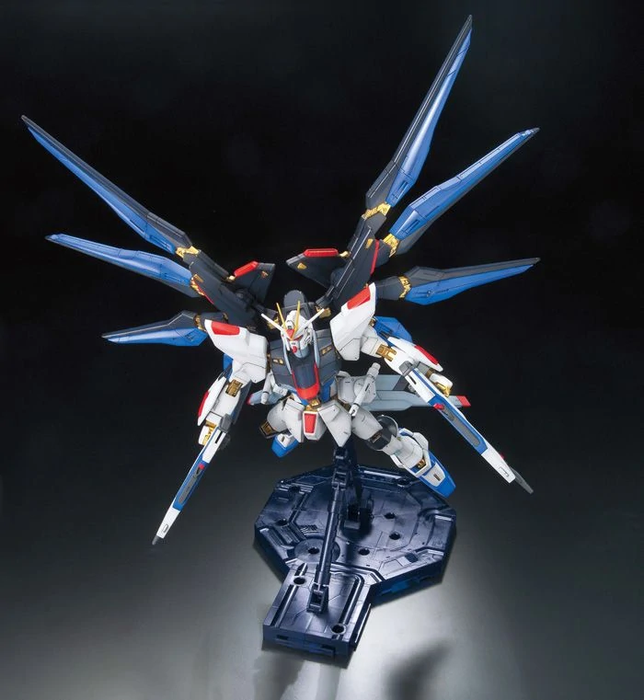 MG Strike Freedom Gundam Full Burst Mode